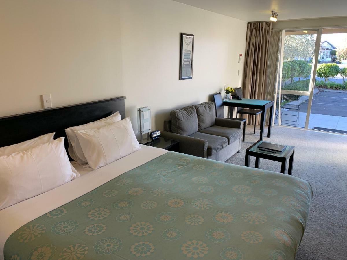 Salerno Motel Apartments Christchurch Ngoại thất bức ảnh A typical motel room